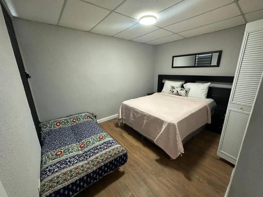 圣萨尔瓦多Residencia Preciosa De 2 Planta别墅 外观 照片
