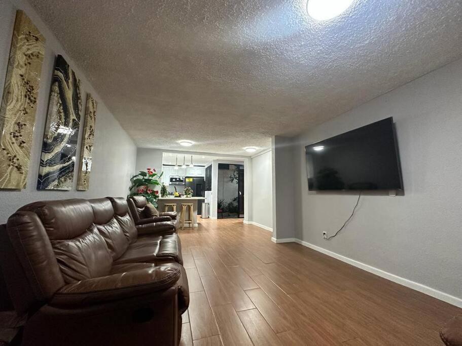 圣萨尔瓦多Residencia Preciosa De 2 Planta别墅 外观 照片